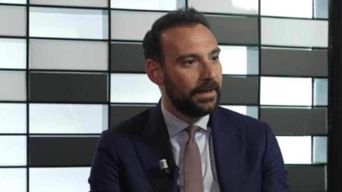 Manna sul tecnico dei partenopei: «Conte? Normale confronto. Troppa enfasi, molte cose…»