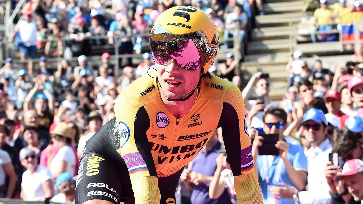 Barella si COMPLIMENTA con Roglic: il ciclista ha vinto la Vuelta per la quarta volta! -FOTO- 26 Roglic