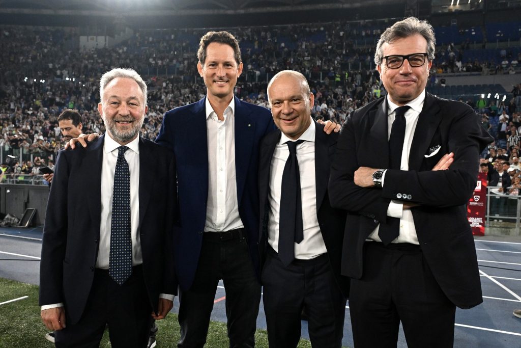 Juve sotto la lente d'ingrandimento della Uefa, i conti non tornano: aperta un’inchiesta per il Fair Play Finanziario! Ecco cosa rischiano 1 Scanavino Elkann Giuntoli Ferrero