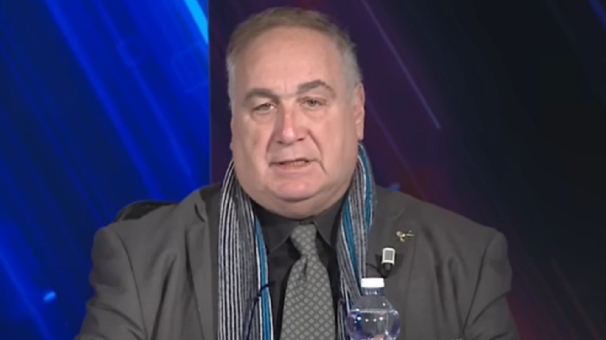 Chiariello ATTACCA: «Quali Scudetti SONO RUBATI? Juve 5, Inter 2, ecco QUALI» 26 chiariello e1690812957744