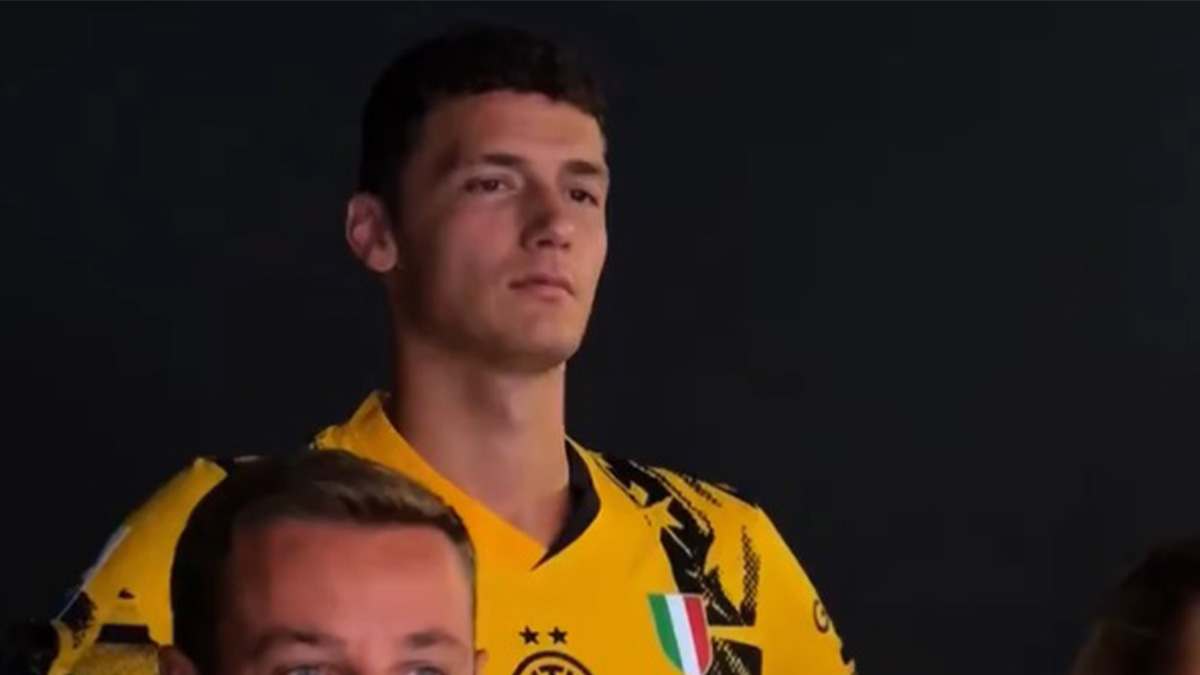 Terza maglia Inter 2024/25, ECCOLA indossata dai calciatori: DA OGGI in vendita! - VIDEO 26 terza maglia inter