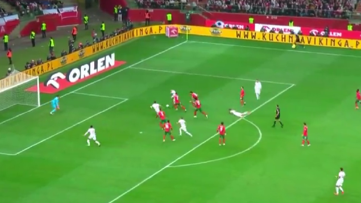 Gol Zielinski, il centrocampista a segno in Polonia Portogallo: rete da urlo per lui - VIDEO 26 Zielinski gol