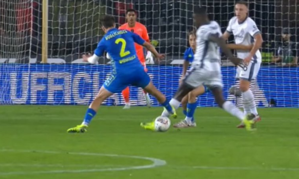 Contatto Goglichidze Thuram, la risposta di Tommasi (AIA): «Grave fallo, doverosa OFR» 26 Screenshot 2024 10 30 191454