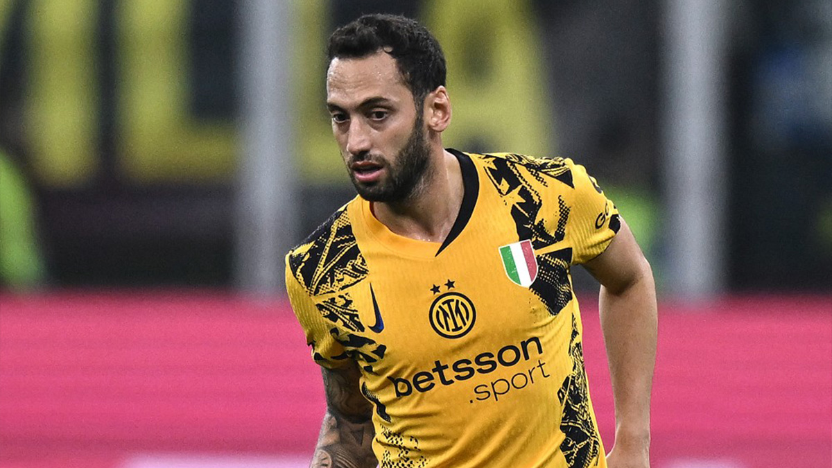 Calhanoglu Inter, il turco torna titolare con l'Arsenal! In casa nerazzurra c'è questa convinzione 26 Calhanoglu