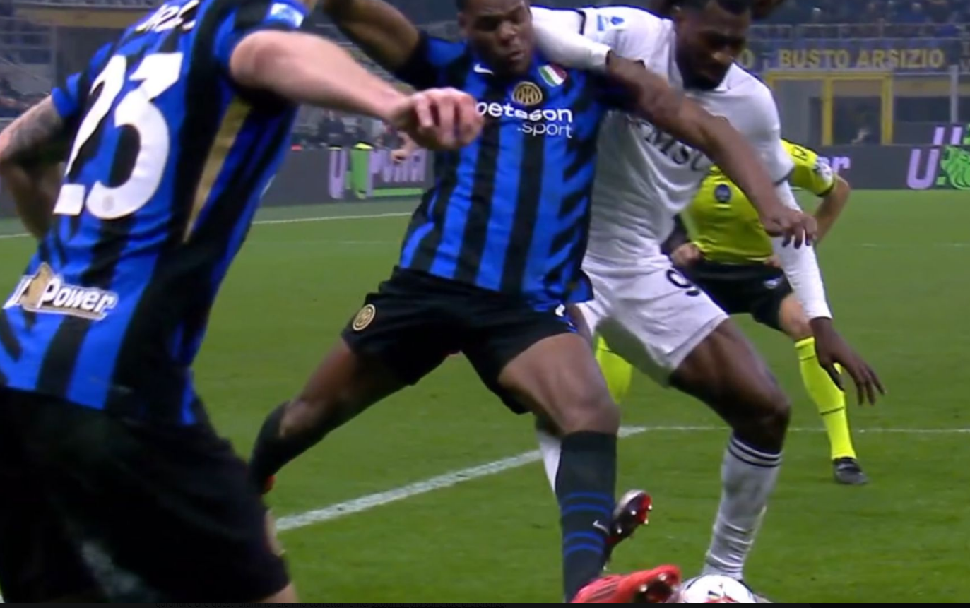 Contatto Anguissa Dumfries, episodio dubbio in Inter Napoli! Rigore giusto? L'analisi 26 Screenshot 2024 11 11 111348