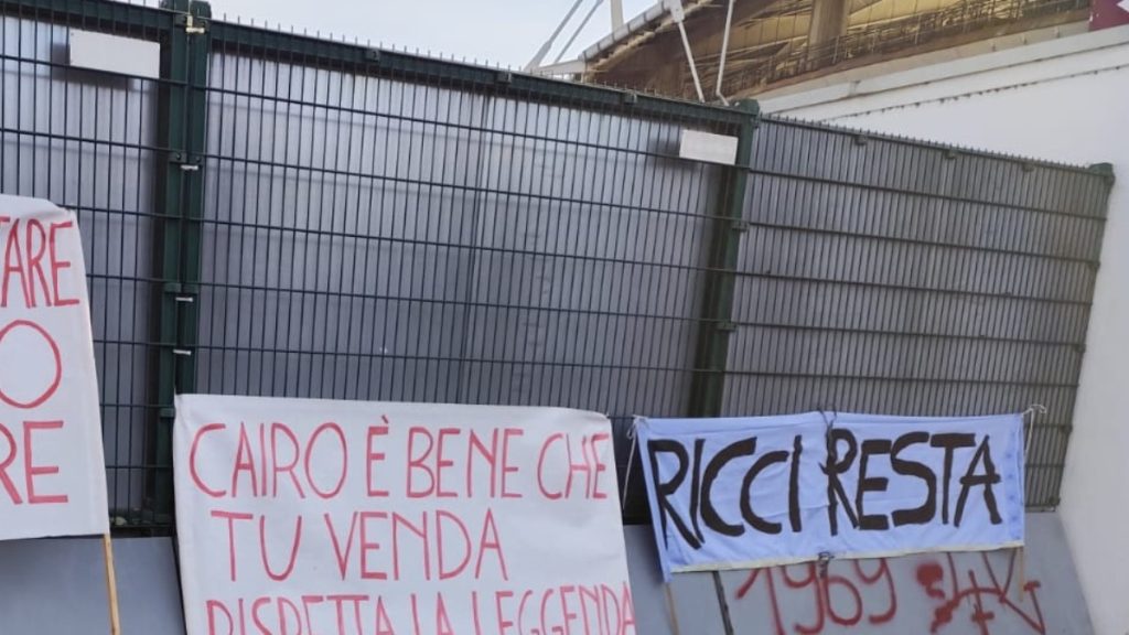 Ricci Inter, i tifosi del Torino provano una mossa disperata per farlo restare: ecco gli striscioni - FOTO 27 WhatsApp Image 2024 11 25 at 12.40.09