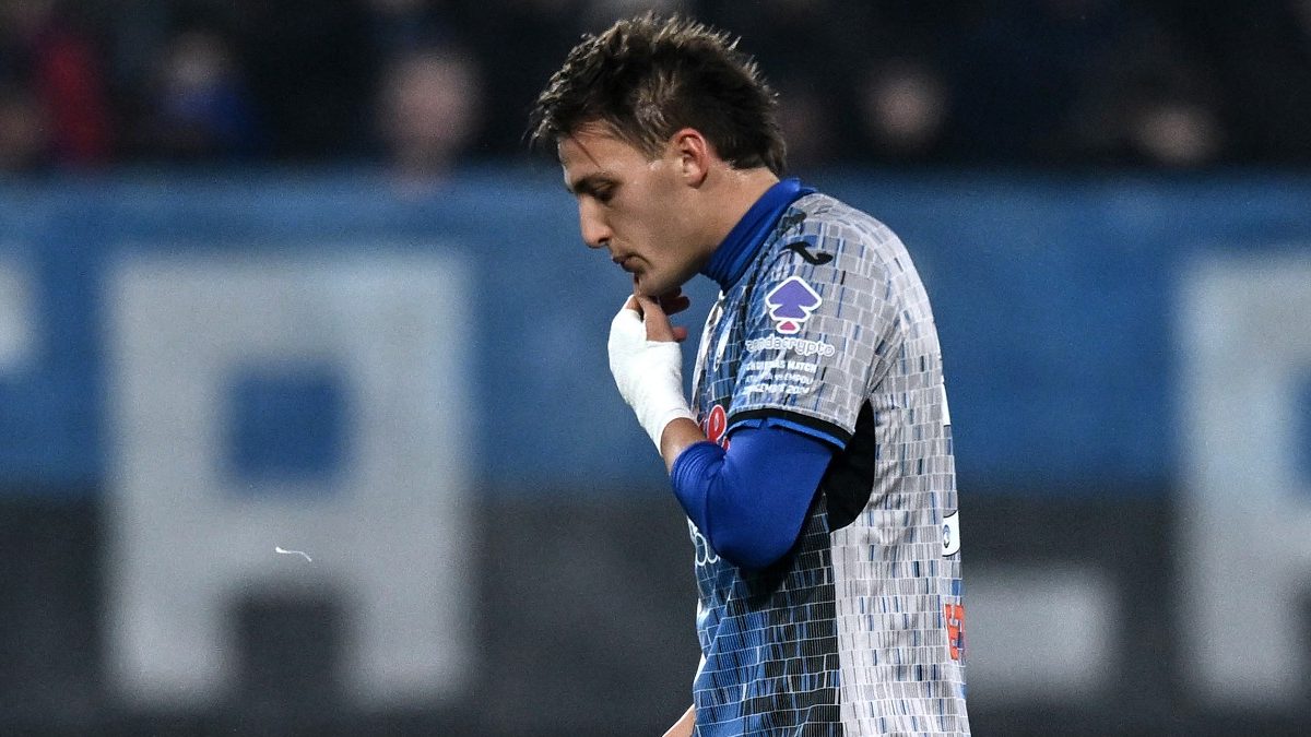 Infortunio Retegui, arriva l'esito degli esami: che tegola per l'Atalanta! Salta la sfida in Supercoppa contro l'Inter 26 Retegui