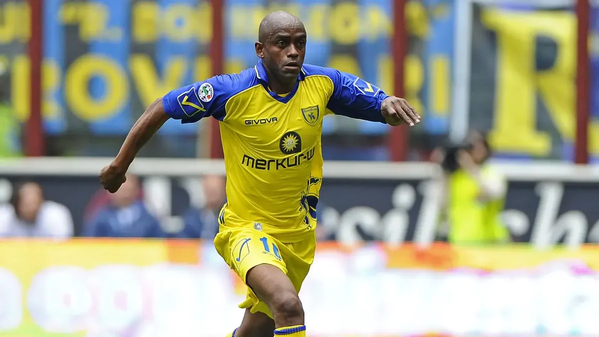 Luciano si racconta: «Ecco perché scelsi di chiamarmi Eriberto! E sull'arrivo all'Inter...» 26 Image Photo70414 e1737203133448