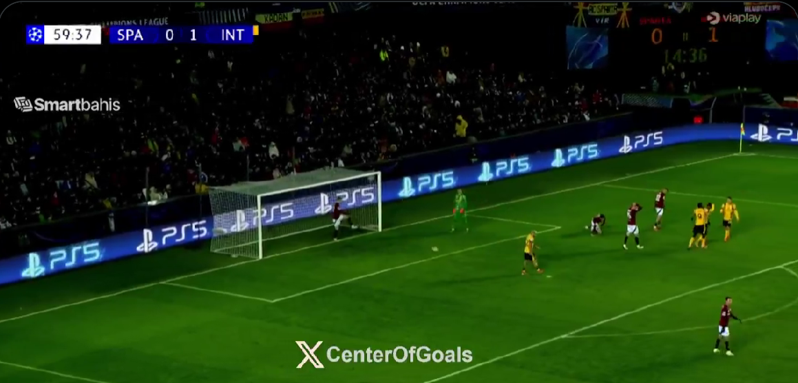 Gol annullato Dumfries, il var ferma tutto per fuorigioco: cos’è successo durante Sparta Praga Inter - VIDEO 26 Sparta praga inter