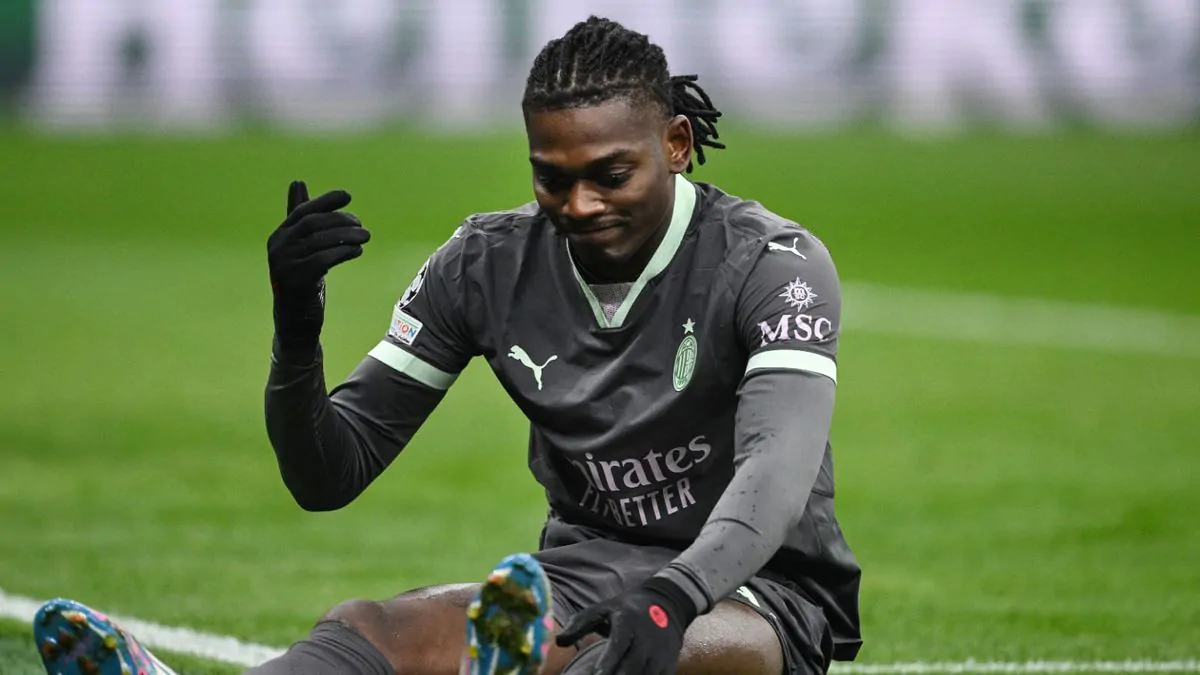 Leao Milan, il portoghese salta la finale di Supercoppa Italiana contro l'Inter? Le ultime sulle sue condizioni 26 leao