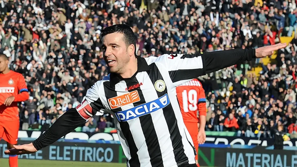 Di Natale esalta Pio Esposito: «Ha talento e fame, mi ricorda questa leggenda del Milan! Sono sicuro che...» 1 Di Natale