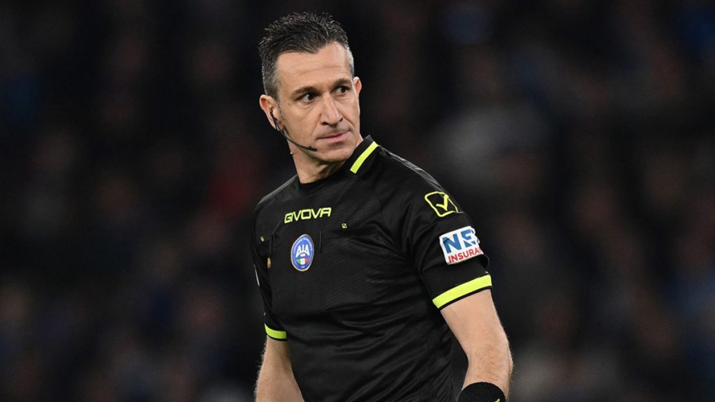 Moviola Verona Inter, la Gazzetta promuove Doveri: tiene in pugno il match, corretto il giallo a Bisseck e il non fallo su Pio Esposito 1 Doveri