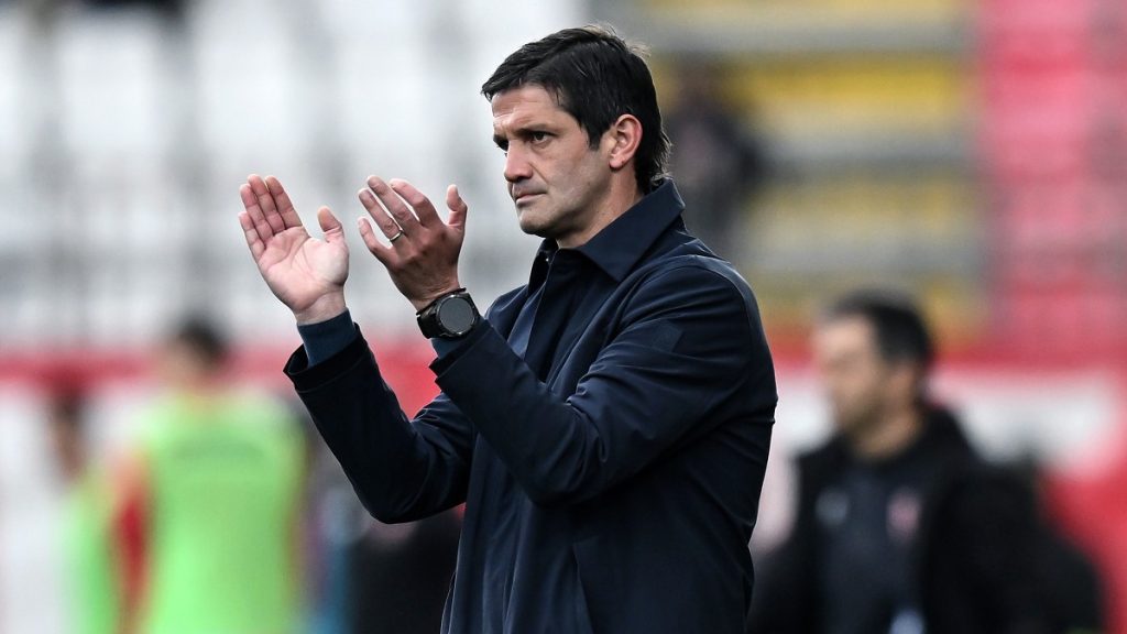 Lupescu fiducioso su Chivu: «Spero abbia successo all'Inter e per me ci riuscirà! Ecco cosa vuole fare con i giovani» 1 Chivu