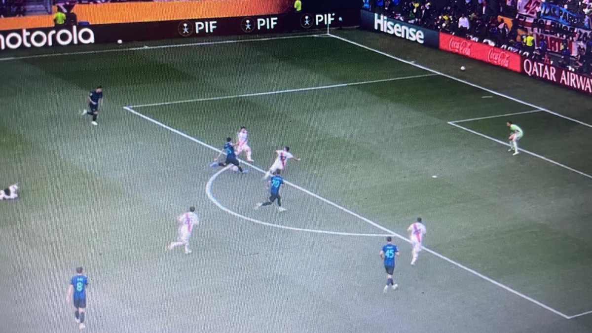 Gol Bastoni, raddoppio nerazzurro! Inter sempre più vicina alla qualificazione agli ottavi di finale - VIDEO 26 Bastoni gol