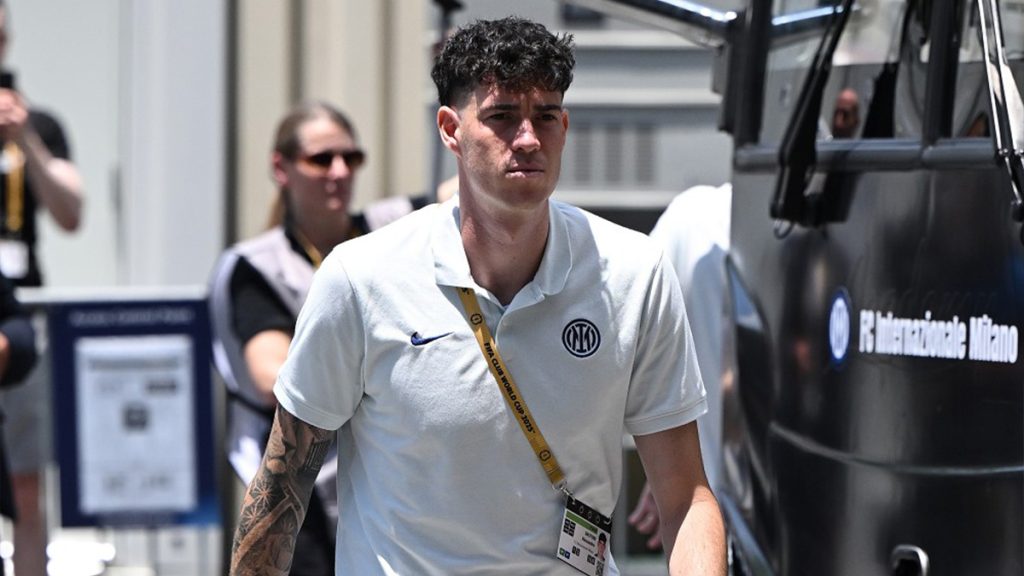 Bastoni a Inter TV: «Le due batoste ci hanno fatto capire dove sbagliavamo. Il gol di Pio Esposito? Il primo di tanti, ho una convinzione» 1 Bastoni