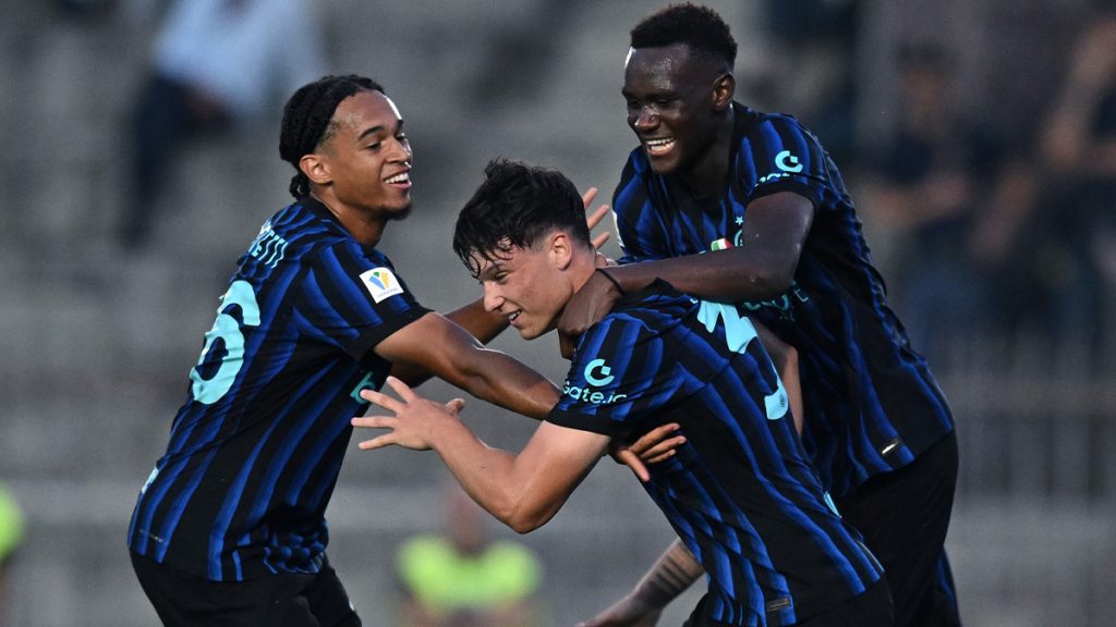 Test amichevole amaro per l'Inter Primavera: l'Imperia si impone per 3-1 a Borgomanero 1 esultanza Inter Primavera Cagliari