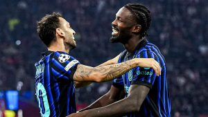 Thuram e lo sfogo social: «Dicevano che l’Inter era vecchia e che non vincevamo i big-match. Per chi li vince c’è un premio?» E Calhanoglu… – FOTO