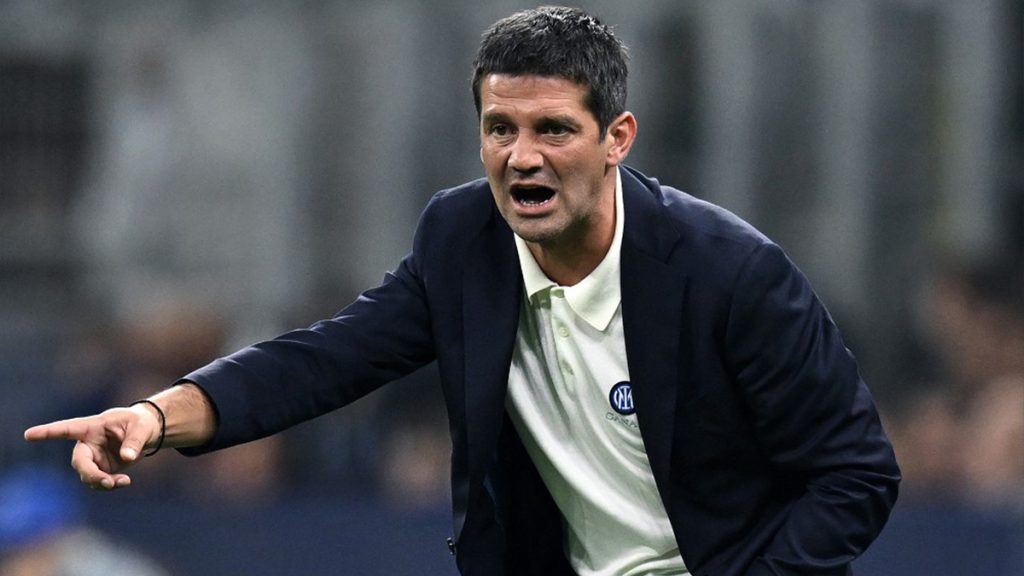 Chivu Inter Slavia Praga