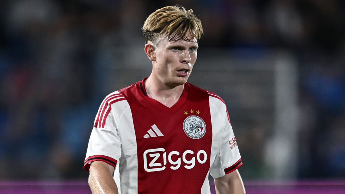 Edvardsen dopo Ajax Inter: «Sconfitta amara, ma esordire in Champions è stato fantastico» 26 Edvardsen