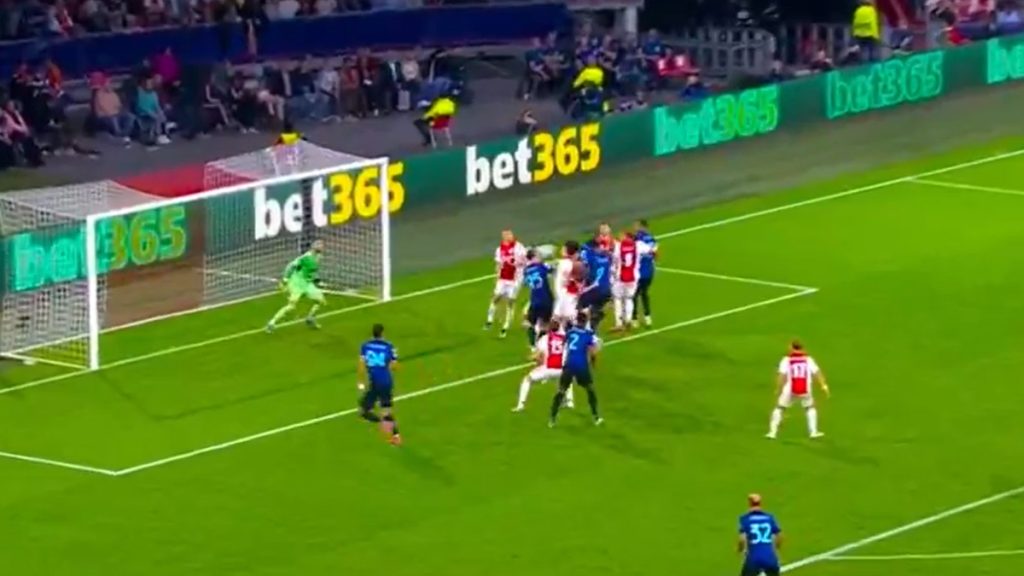 Doppietta Thuram, la rete del raddoppio del francese arriva ancora di testa! - VIDEO 1 doppietta Thuram AJA INT