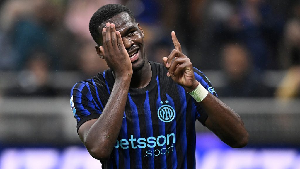 Bonny si racconta: «L'Inter un grandissimo club, 3 caratteristiche mi hanno aiutato a raggiungere questo sogno. Angelo? Da bambino avevo un altro soprannome, ma solo mia madre può chiamarmi così» 1 Bonny Inter Cremonese 1