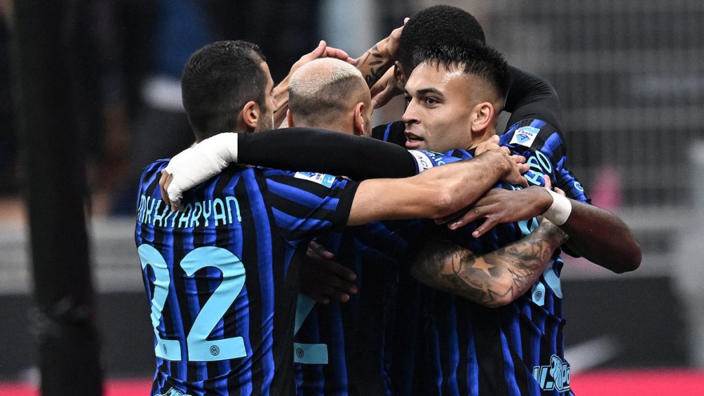 Esultanza gol Lautaro Inter Cremonese