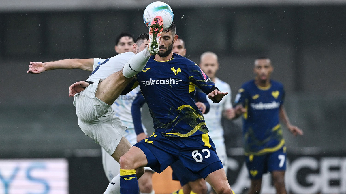 Verona Inter LIVE 1 1: Lautaro cerca la rete ma viene murato, ultimi minuti più recupero per Frattesi