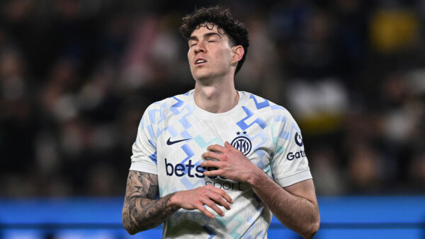 Bastoni Bologna Inter Supercoppa