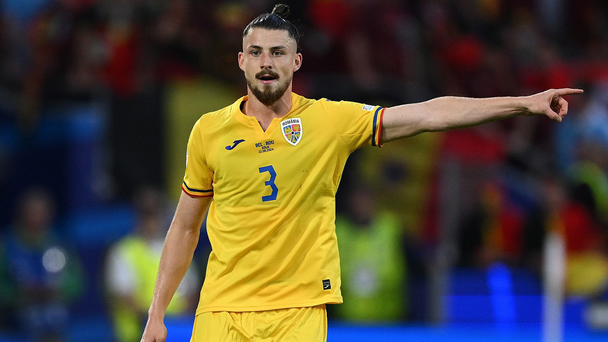 Dragusin Inter, il difensore pronto al ritorno in Italia? Dopo le parole dell'agente, ecco che 2 club di Serie A si sono fatti avanti! 26 Dragusin Belgio Romania