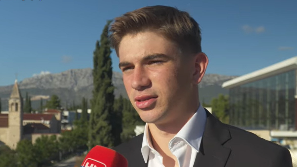 Mercato Inter, Mlacic è l’ultima idea per la difesa: contatti già avviati con l’Hajduk Spalato! Nerazzurri in pole rispetto alle altre big Mercato Inter, Mlacic è l’ultima idea per la difesa: contatti già avviati con l’Hajduk Spalato! Nerazzurri in pole rispetto alle altre big