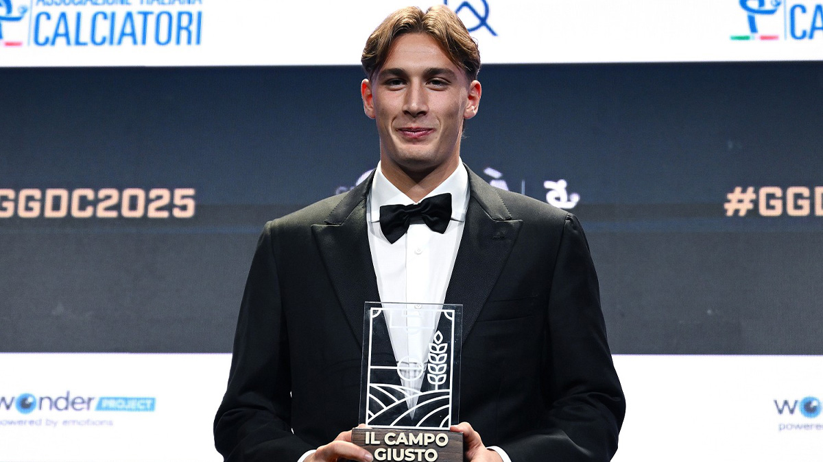 pio esposito vince anche il premio 8216il campo giusto8217 la motivazione dietro al riconoscimento da Internews24.com pio esposito vince anche il premio 8216il campo giusto8217 la motivazione dietro al riconoscimento