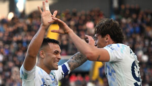 Chivu meravigliato da Pio Esposito: «Sta facendo una stagione impressionante. Ecco le differenze con Lautaro»