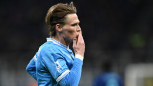 Scudetto Inter, festa rinviata: il Napoli stende la Cremonese 4-0 e rimanda le celebrazioni nerazzurre