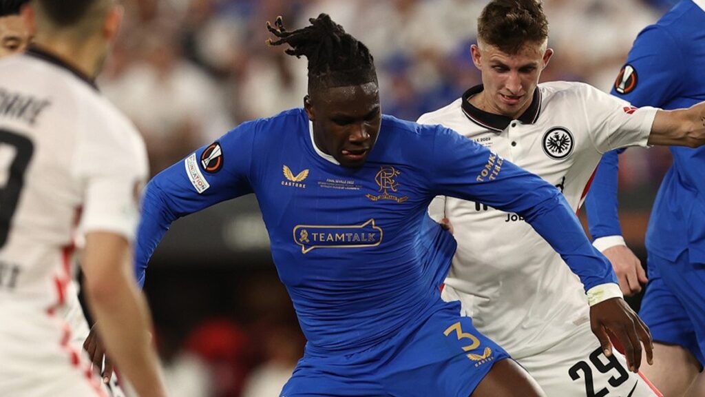 Calciomercato Inter, dall'Inghilterra assicurano: l'ultimo nome per la difesa è Calvin Bassey. I dettagli 1 Calvin Bassey
