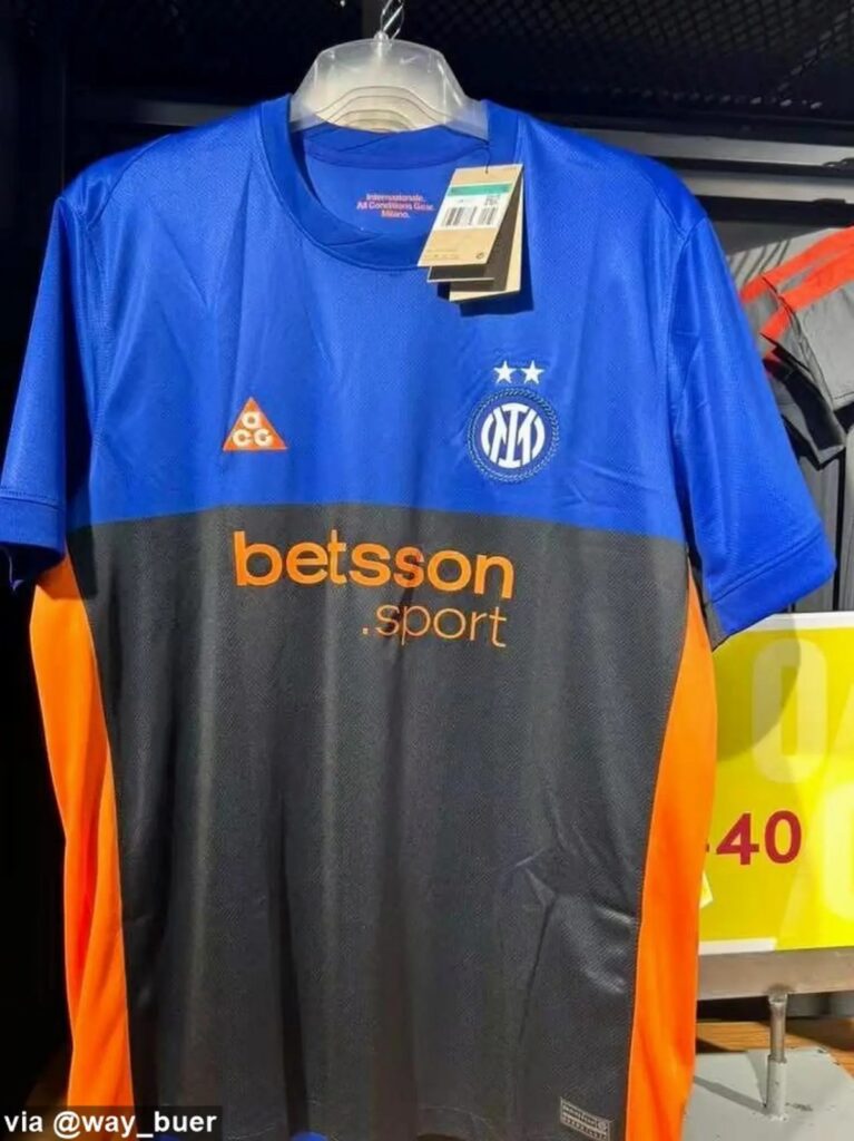 Quarta maglia Inter, svelato il nuovo kit ACG: un tributo a Milano-Cortina 2026 - FOTO 27 WhatsApp Image 2026 01 11 at 11.55.14
