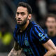 Calhanoglu Inter Genoa 2