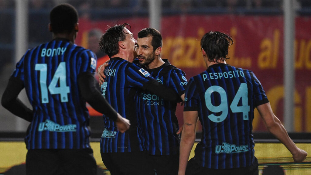 Esultanza gol Mkhitaryan Lecce Inter