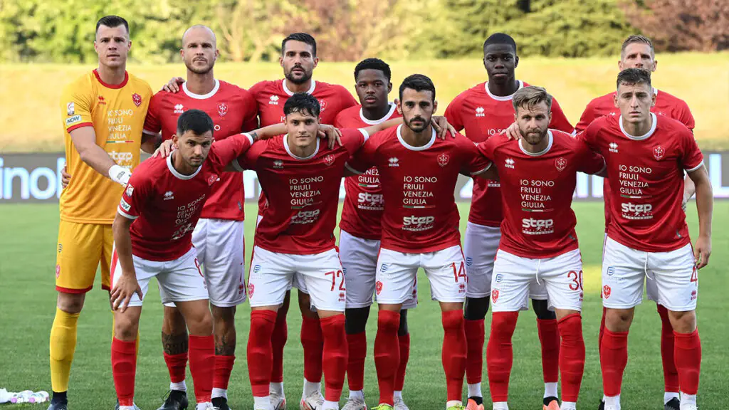 Triestina Inter U23, in attesa del match di Serie C la Guardia di Finanza perquisisce la sede del club alabardato