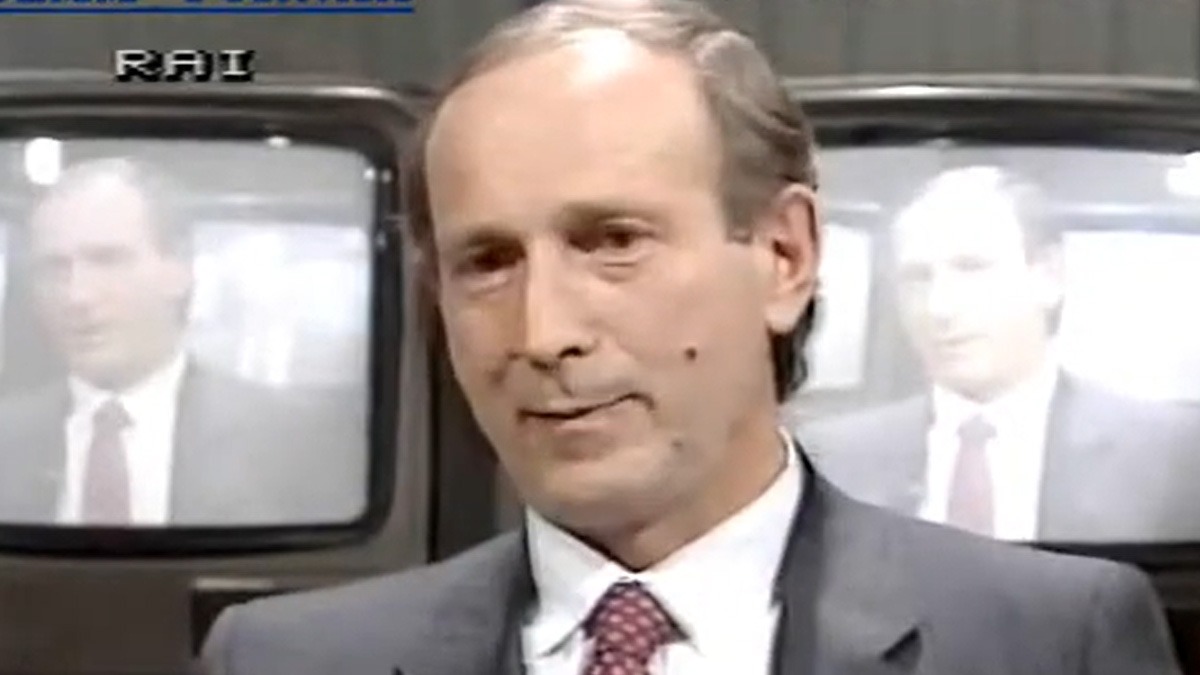 morte marchesi il calcio piange la leggenda era stato l8217allenatore dell8217inter e del napoli di maradona da Internews24.com morte marchesi il calcio piange la leggenda era stato l8217allenatore dell8217inter e del napoli di maradona