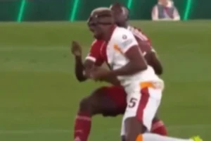 Il razzismo sconvolge ancora il mondo del calcio: insulti pesantissimi al top player dopo la partita
