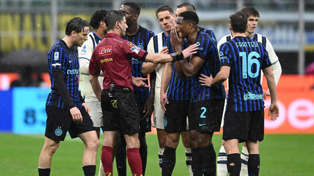 Inter Atalanta, nervi tesi a San Siro: i motivi del silenzio nerazzurro 1 proteste Inter Manganiello