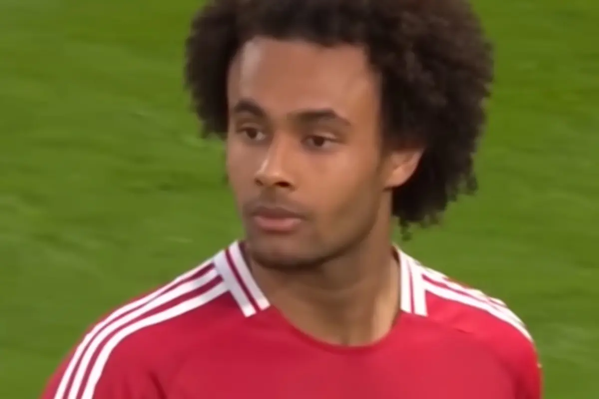 Non giocherà più fino a fine stagione, rottura totale: torna in Serie A dopo 2 anni 26 Zirkzee con la maglia del Manchester United