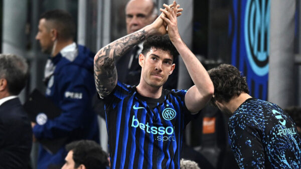 Bastoni Inter Roma 1
