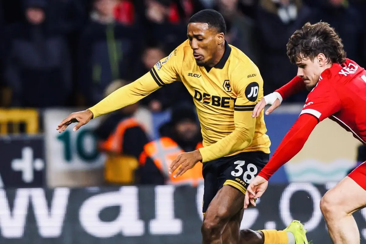 All'Inter dopo la retrocessione, Marotta lo paga la metà 27 Tchatchoua durante la partita Wolverhampton Liverpool