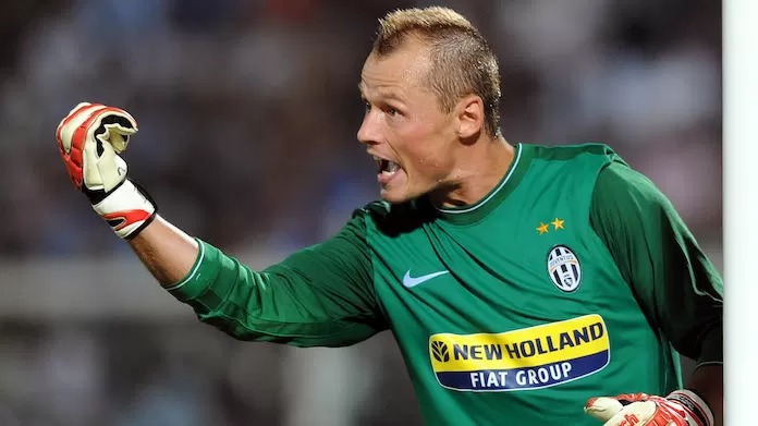 manninger addio al portiere ex juve lutto nel mondo del calcio da Internews24.com manninger addio al portiere ex juve lutto nel mondo del calcio