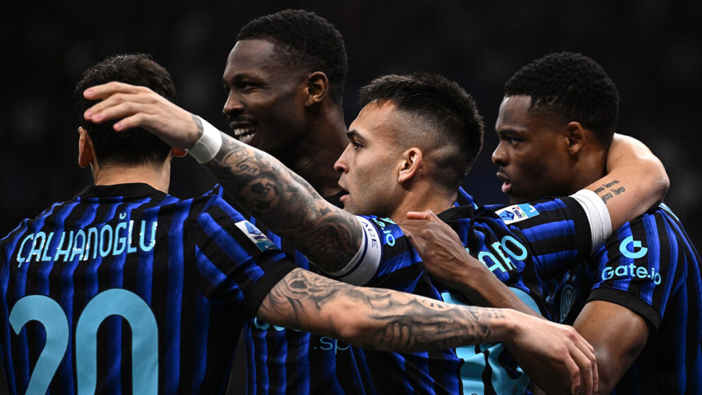 Scudetto Inter, oggi può essere la notte del 21° titolo! Chivu contro il Parma può chiudere un cerchio 1 esultanza gol Lautaro Inter Roma