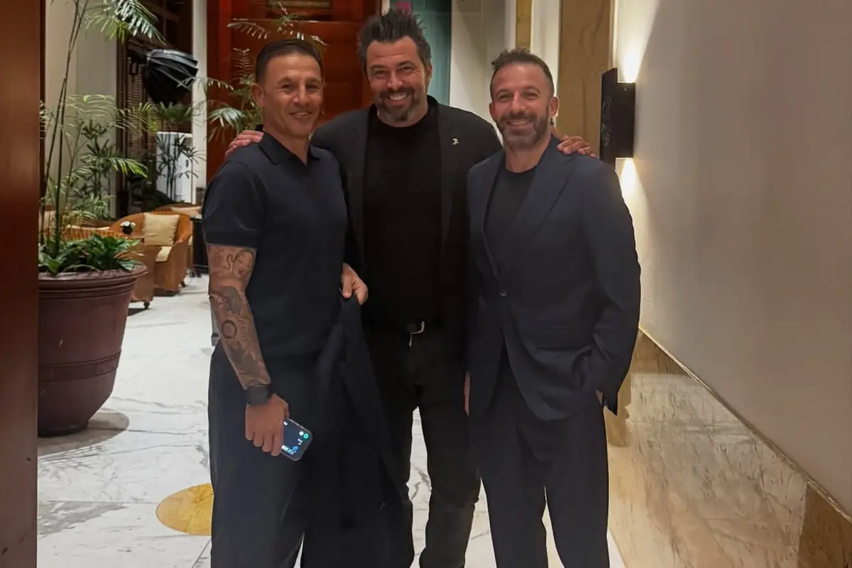 Il dramma dell'ex Inter, un vero incubo: "Ha un problema grave" 27 Frey con Del Piero e Cannavaro