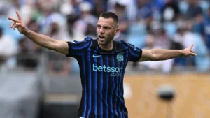 Tegola Inter e ansia Mondiale: infortunio per De Vrij, ko muscolare a Bologna
