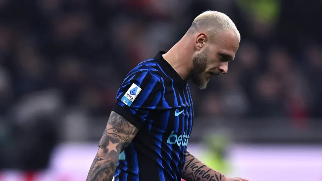 Federico Dimarco nel derby contro il Milan