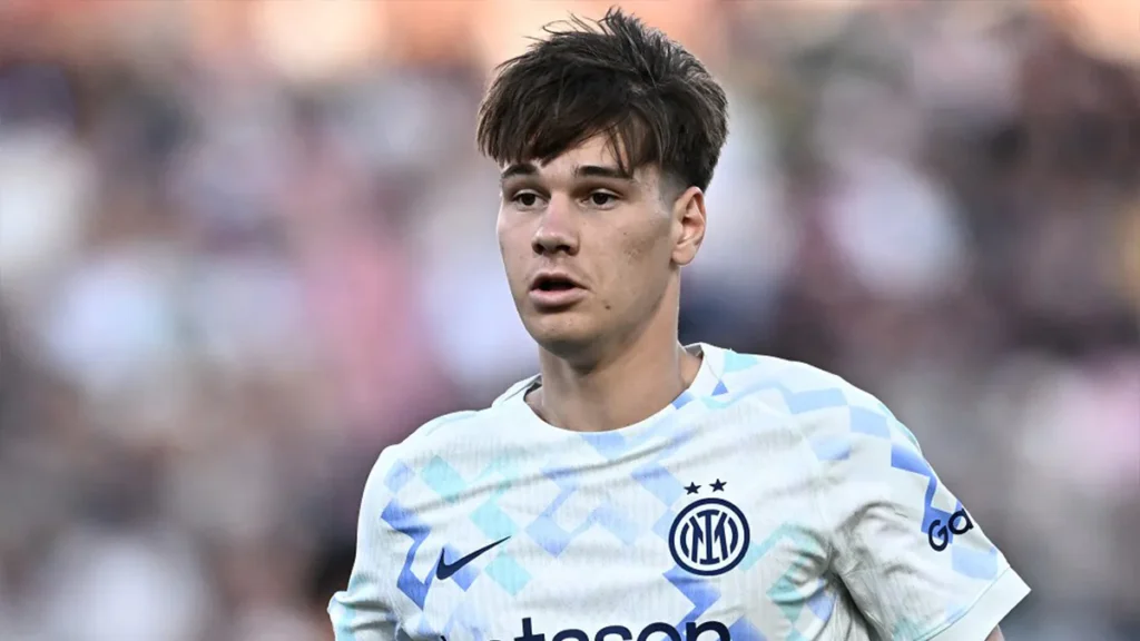 Topalovic esulta: «Molto felice del mio primo assist in Serie A con questi colori speciali» 1 Topalovic Bologna Inter